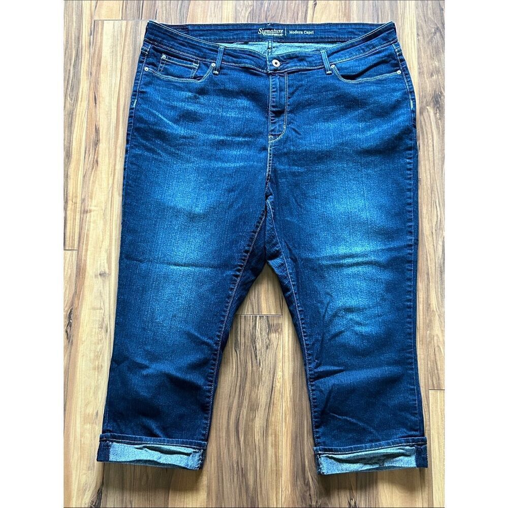 Levi’s Signature Modern Capri Jeans